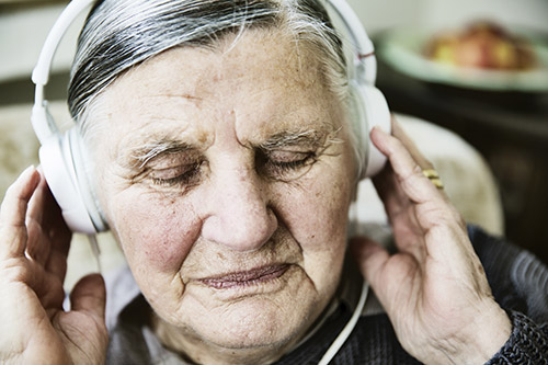 Music Activates Regions of the Brain Spared by Alzheimer’s in Hiram, GA